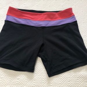 Size 6 used lululemon reversible shorts